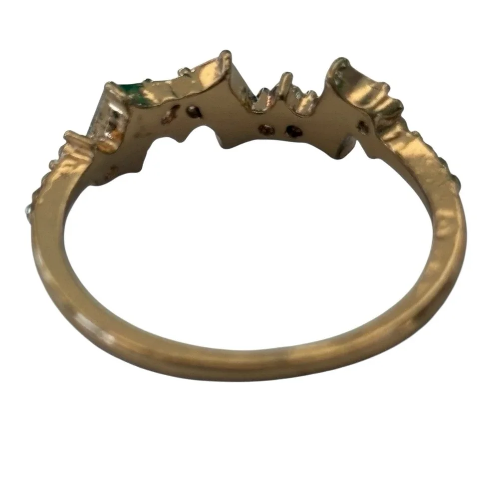 Baguette Band Ring Gold Tone Size 7.25 Icy Clear Rhinestones‎ Dainty Timeless